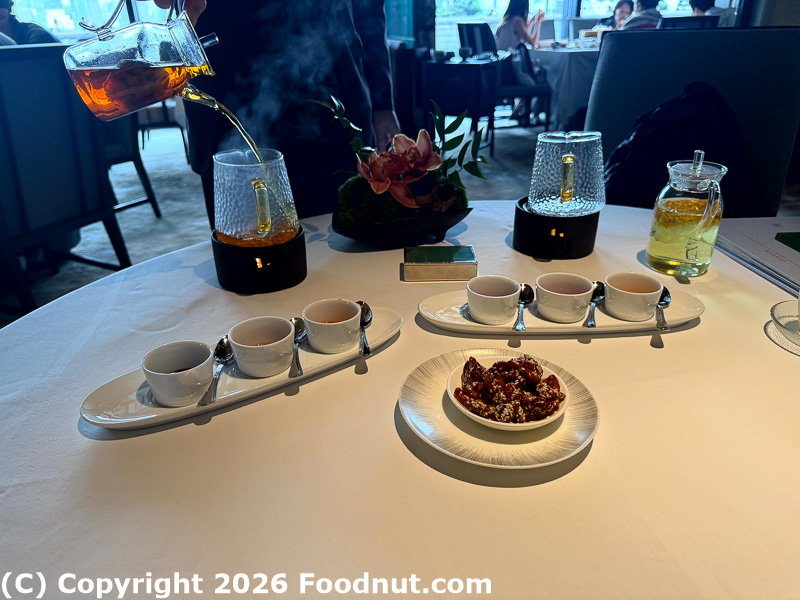 Lai Ching Heen sauces teas